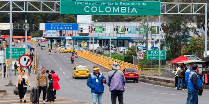 Puente Internacional de Rumichaca