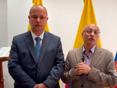 Arturo Ortega de la Cámara de Comercio de Pasto y Nicolás Toro, alcalde de Pasto