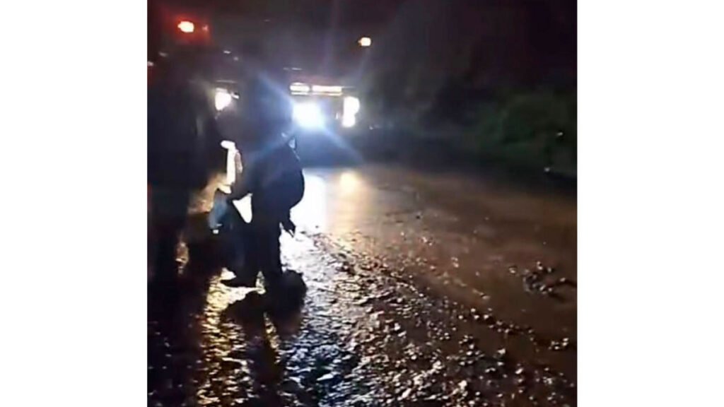 Cierre de la vía Túquerres - Samaniego en el kilómetro 19