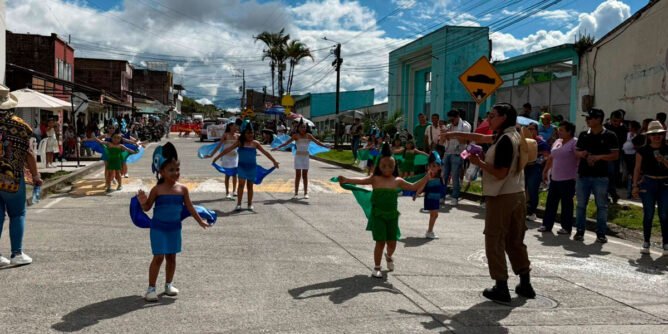 Desfile del Carnavalito en Sandoná