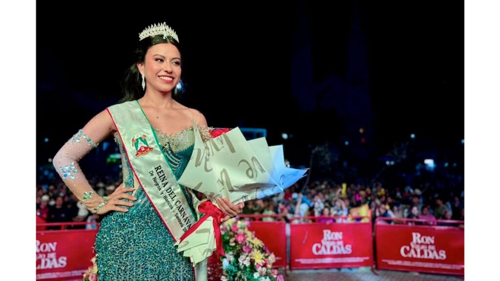 Luisa María Torres Portillo, reina del carnaval sandoneño