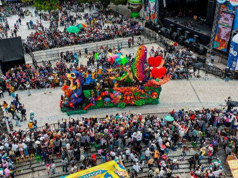 Público en el carnaval de Pasto