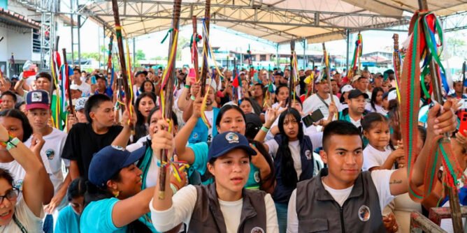 Reunión en Llorente con el presidente y el gobernador