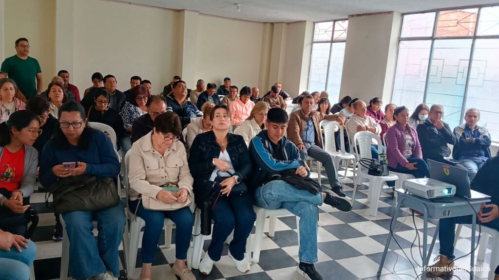 Socialización construcción cubierta IESTA