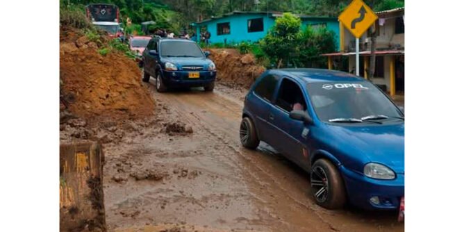 Vía a un carril entre Yacuanquer y Consacá