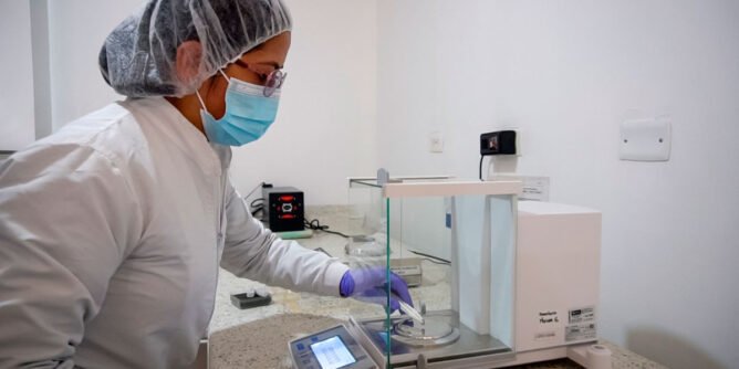 Investigan brote de enfermedad transmitida por alimentos