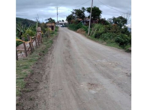 Alcalde de Sandoná evaluó afectaciones por falla geológica en la vereda Bolívar Sector de Bolívar afectado por una falla geológica