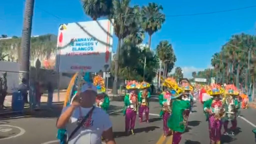 Artistas de Pasto en el Desfile de Santo Domingo, República Dominicana