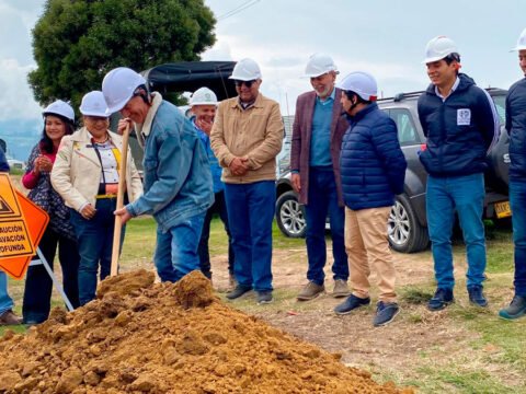 Colocan primera piedra al proyecto de construcción del centro de ciencia de la Universidad de Nariño
