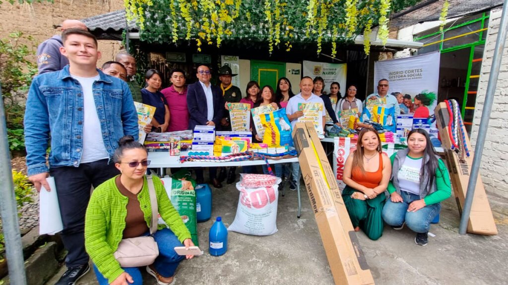 Entregan insumos veterinarios para animales vulnerables