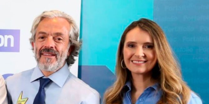 Juan Daniel Oviedo y Paloma Valencia