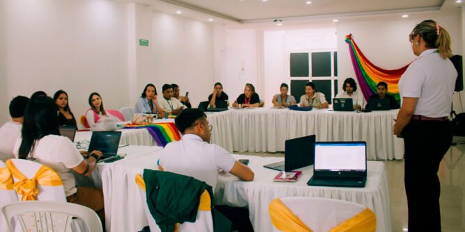 Nuevos protocolos y actualización de política pública para población LGTBIQ+