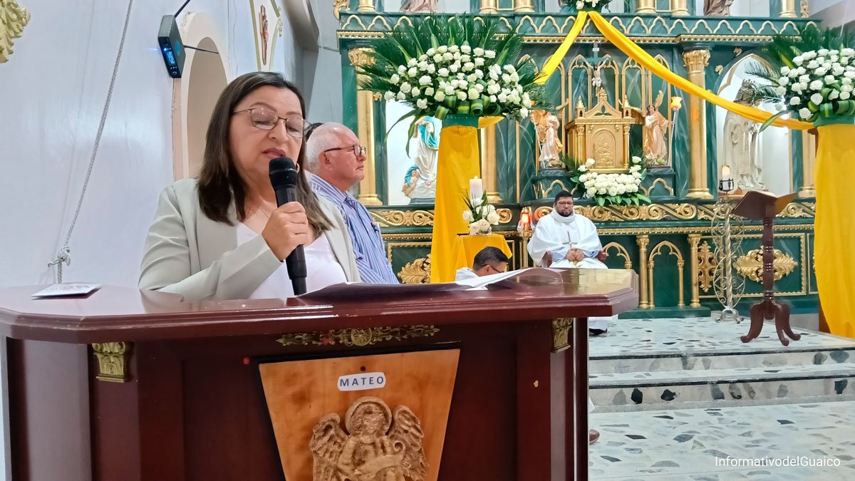 El presbítero Alveiro Bastidas Martínez celebra su primera eucaristía en el templo del Sacratísimo Corazón de Jesús de El Ingenio, Sandoná