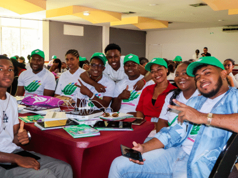 Fase II de EmprendiPaz fortalece emprendimientos juveniles en siete municipios del Pacífico de Nariño Programa EmprendiPaz llega a la costa pacífica