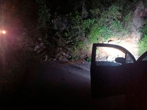 Deslizamiento de tierra bloqueó la vía El Tambo - Pasto