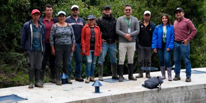 Entrega de obras de acueducto a comunidades rurales de Túquerres e Imués, Nariño