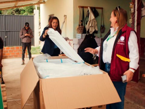 Entregan insumos a mujeres emprendedoras