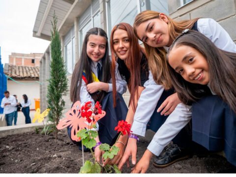 Estudiantes del Instituto Teresiano de Túquerres