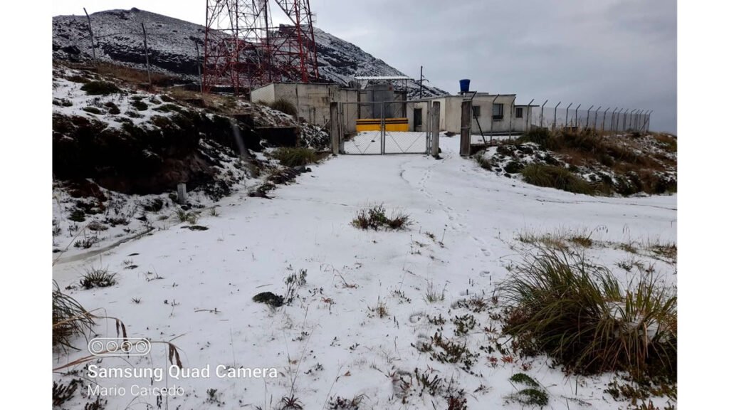 Volcán Galeras nevado este lunes
