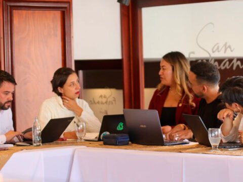 Gobierno anuncia medidas para mitigar impacto de aranceles en el agro Ministra de agricultura Martha Carvajalino y secretaria de agricultura de Nariño Prinith Jurado