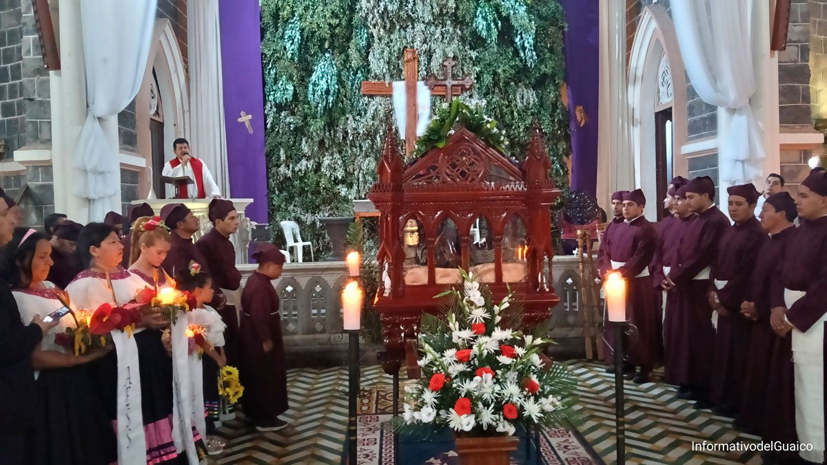 Procesión del Santo Sepulcro