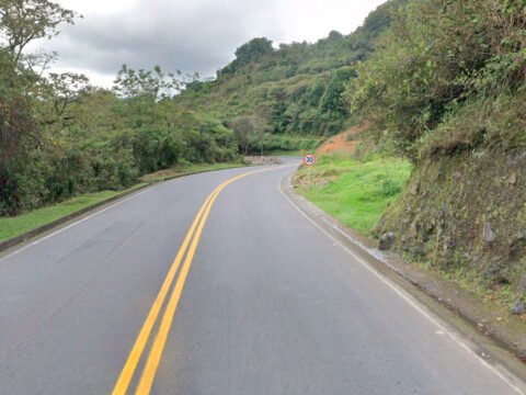 Vía Pasto - aeropuerto Antonio Nariño
