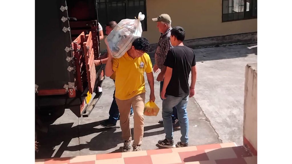 Ayudas de Ancuya para familias desplazadas de Linares