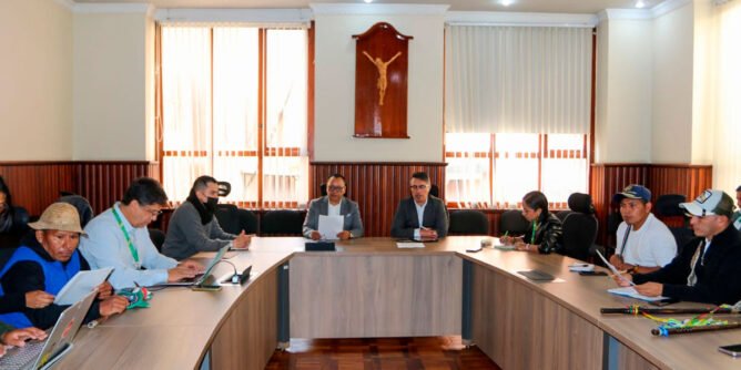 Comunidades Awá exponen solicitudes ante el Gobierno Departamental