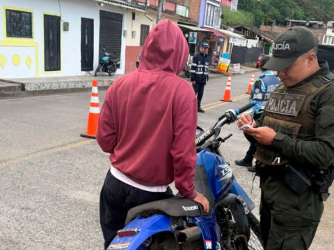 Controles de tránsito en Sandoná