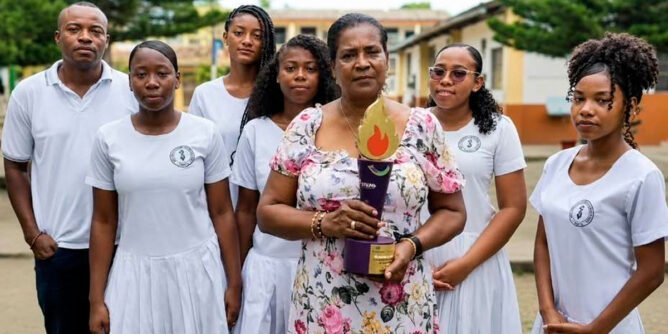Estudiantes de la IE Misional Santa Teresita de Tumaco