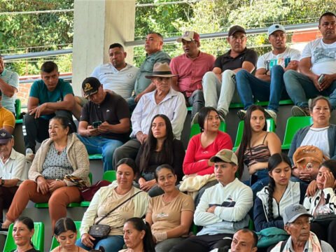 Familias desplazadas en Linares