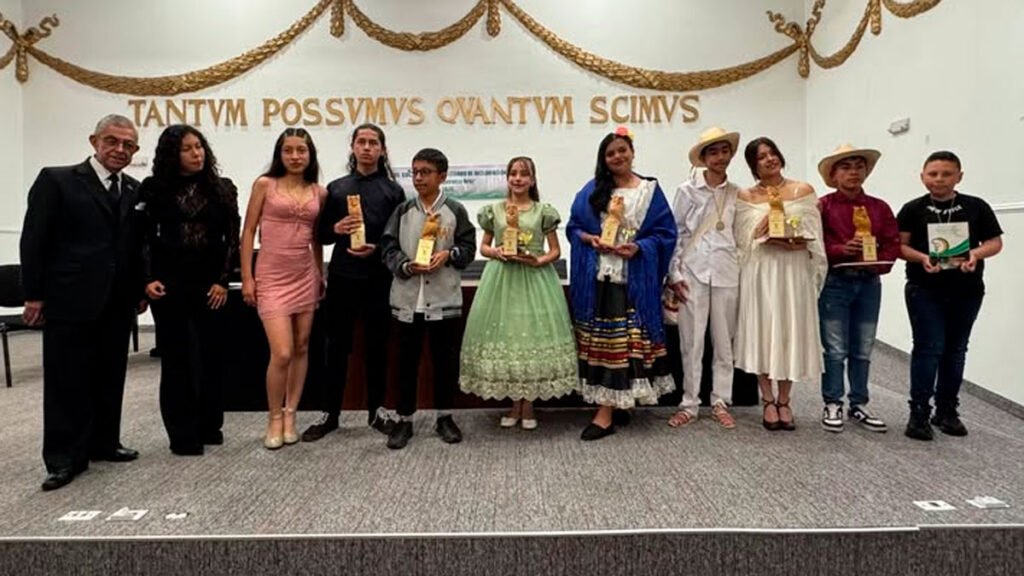 Ganadores del concurso departamental de declamación