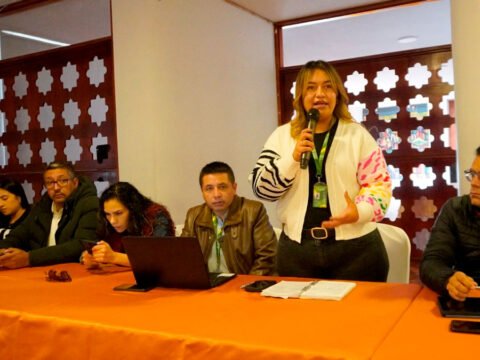 Secretaria de agricultura con alcaldes de municipios ganaderos