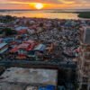 Tumaco, con el tanque elevado del acueducto