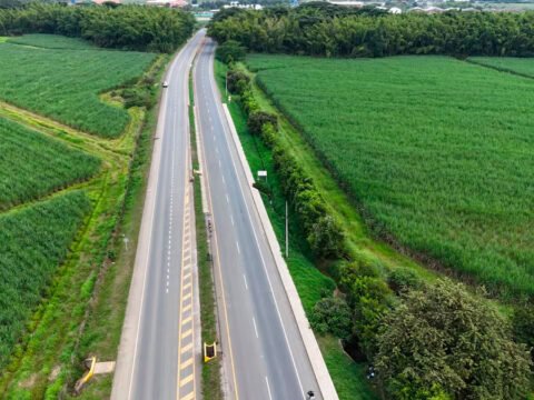 Invías destinará $14.652 millones para mejorar la vía Panamericana y corredores alternos entre Cauca y Nariño Vía Panamericana entre Popayán y Cali