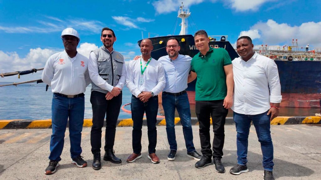 103 mil barriles de combustible llegan a Tumaco