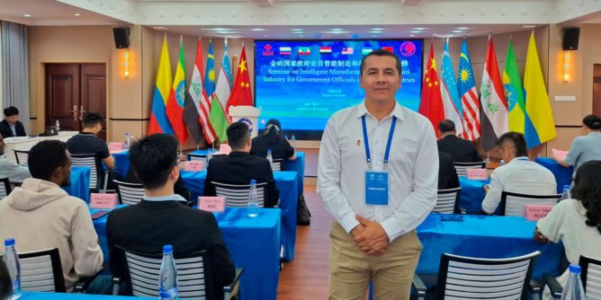 Darío Fajardo en Xiamen, China