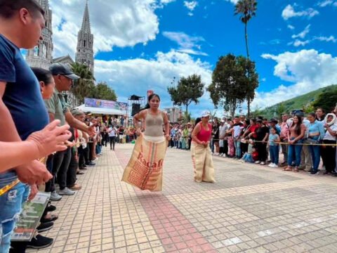 Día del Campesino en Sandoná reunió a la comunidad con chaza, concursos y artistas regionales Día del campesino en Sandoná