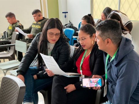 Estrategia juega legal y construye paz