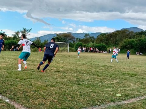 Fútbol municipal en El Ingenio