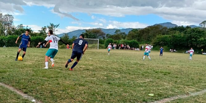 Fútbol municipal en El Ingenio