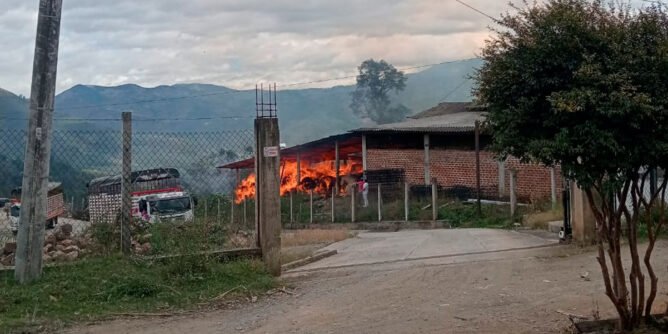 Incendio del trapiche de Asopagua
