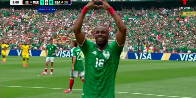 Julián Quiñones, marcó el primer gol del mundial