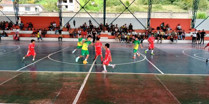 Partido de micro Sandoná Balboa