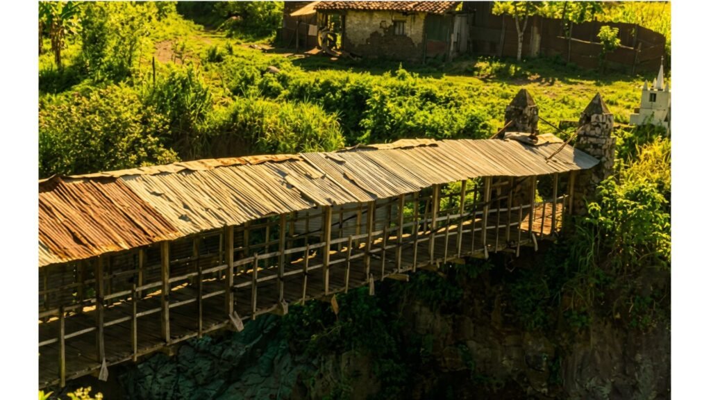 Puente San Antonio sobre el río Guáitara