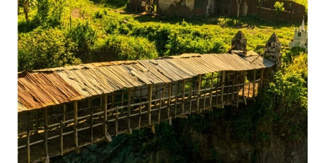 Puente San Antonio sobre el río Guáitara