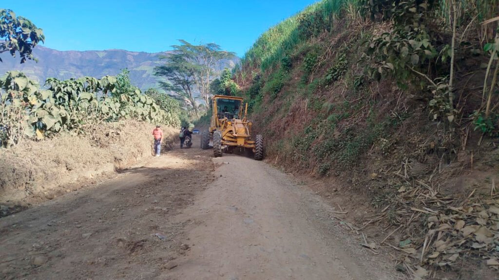 Adecuación vía Chávez - San Andrés