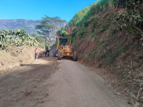 Adecuación vía Chávez - San Andrés