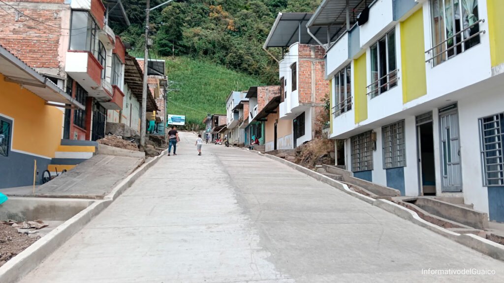 Calle 4 entre carreras 1 y 2