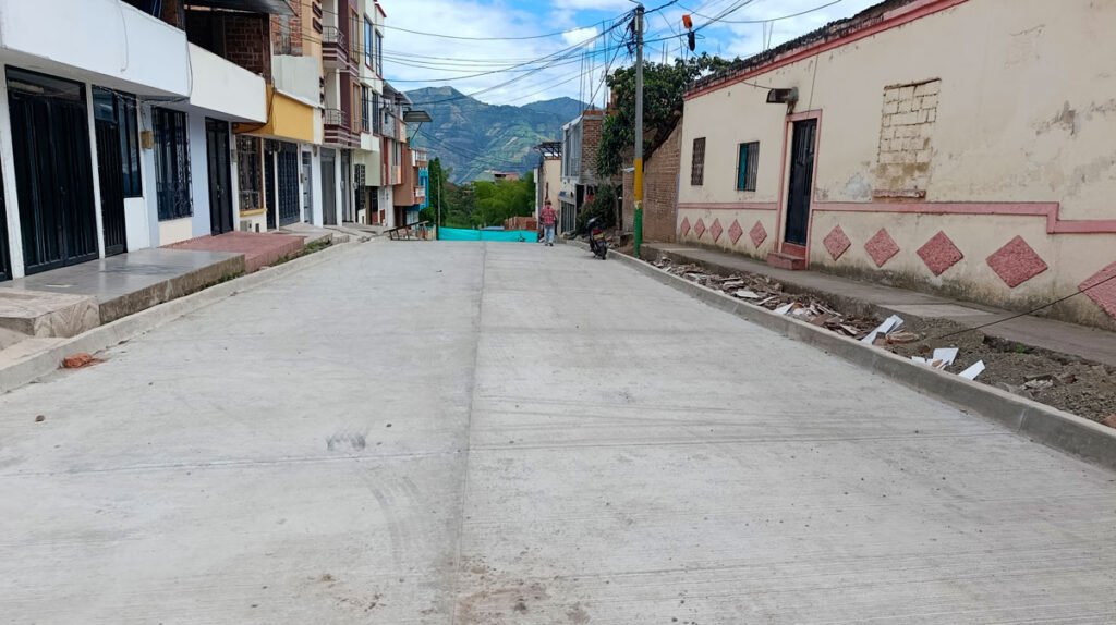 Calle 8 entre carreras 6 y 7